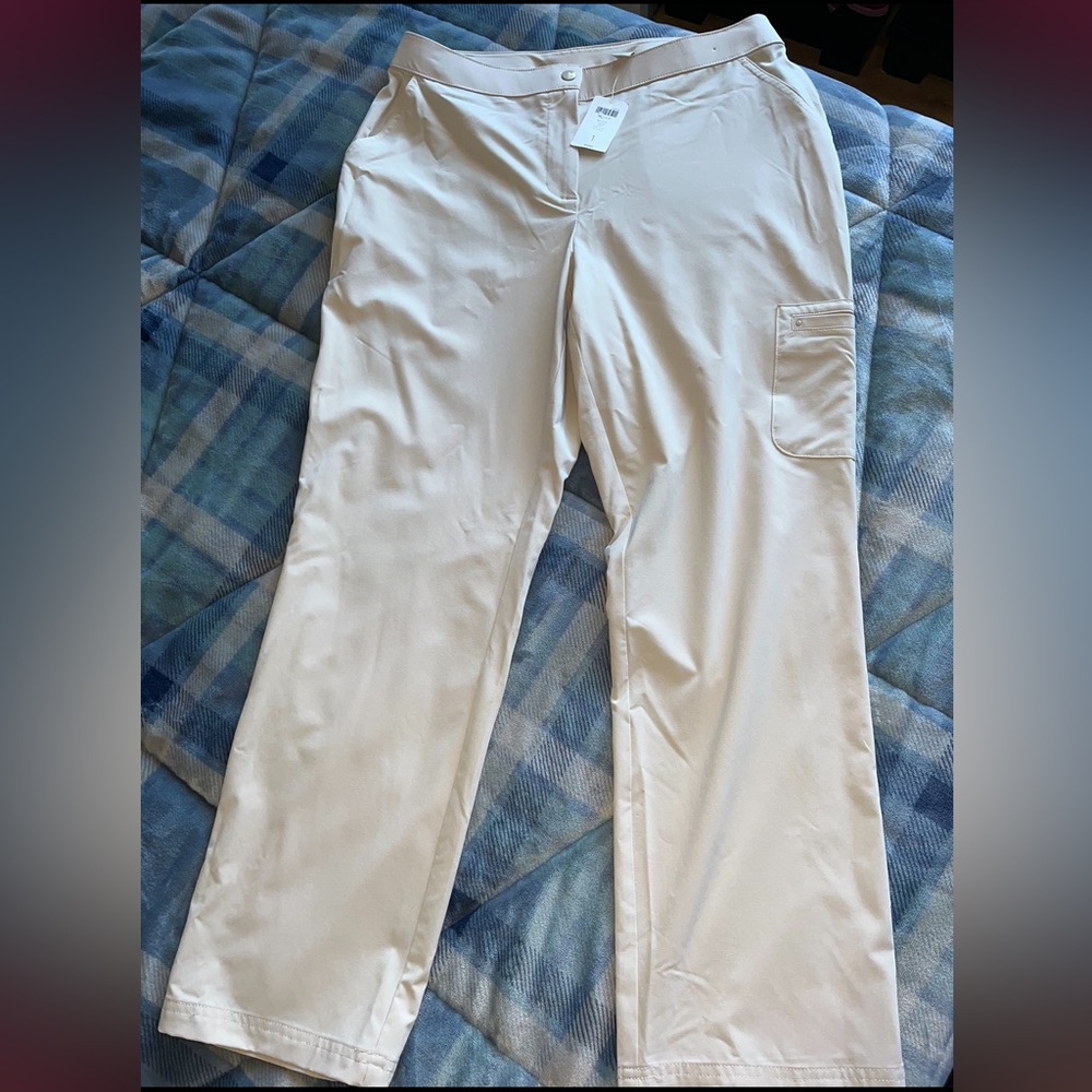 Weekends By Chicos Straight Trula Pants Size 8 Short
